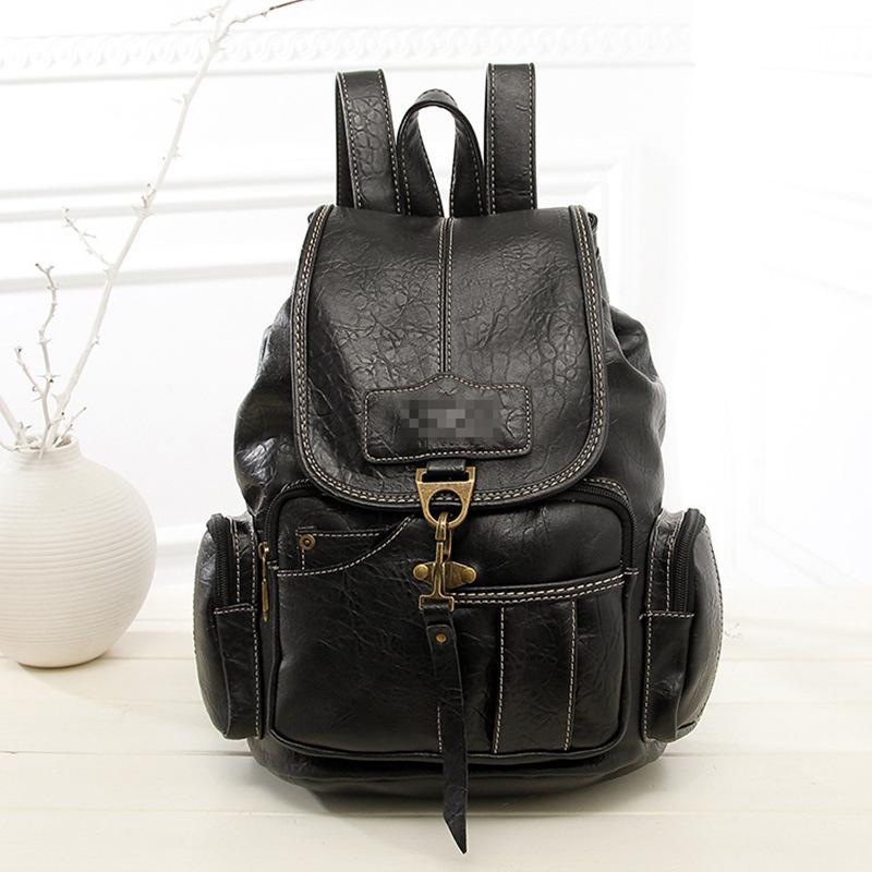 Sac à Dos En Cuir Noir Clouté Disturbia – Forme Carrée, Style Gothique